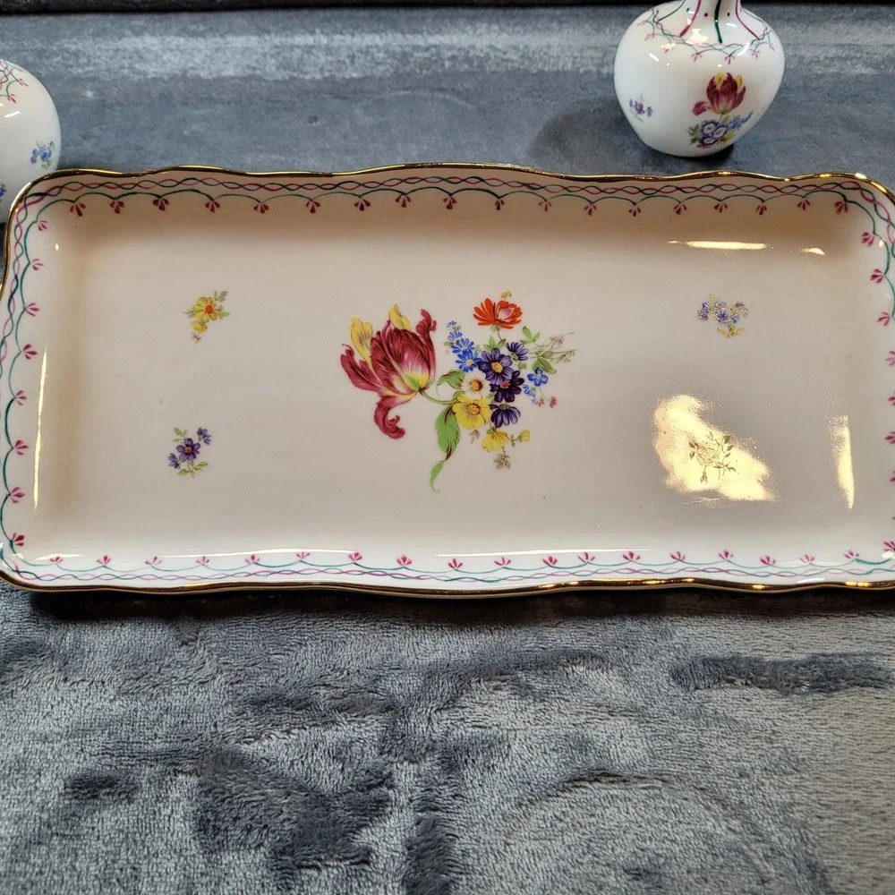 KPM Porcelain Vanity Set 4pc Floral Bud Vases Lidded Trinket Box and Tray